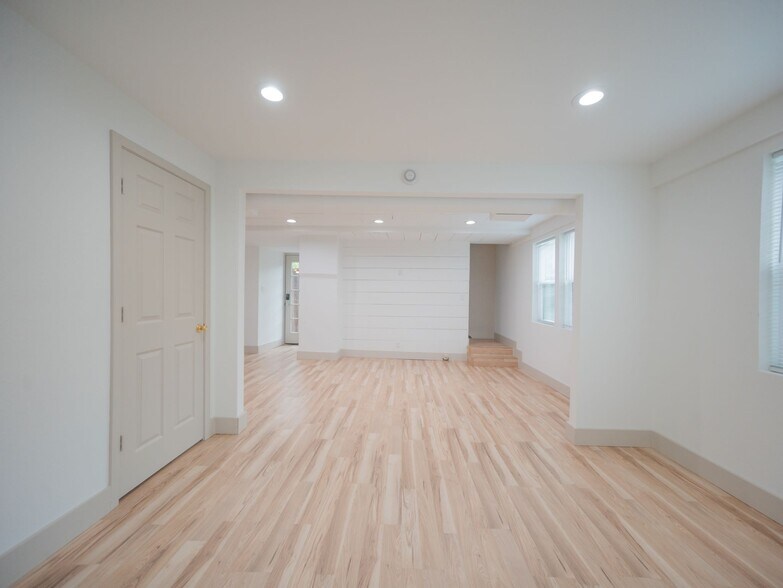 More Photos Of 5740-5742 Llano Ave, Dallas Apartments For Sale