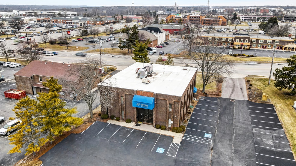 More Photos Of 47 E Wilson Bridge Rd, Columbus Office For Lease