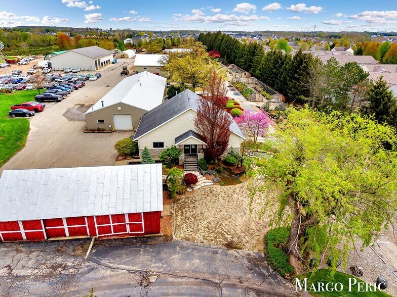 More Photos Of 7884 Eastern Ave SE, Grand Rapids Loft Creative Space For Lease