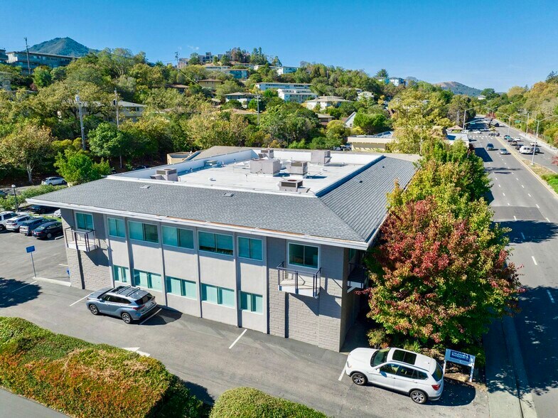 More Photos Of 511 Sir Francis Drake Blvd, Greenbrae Office For Lease