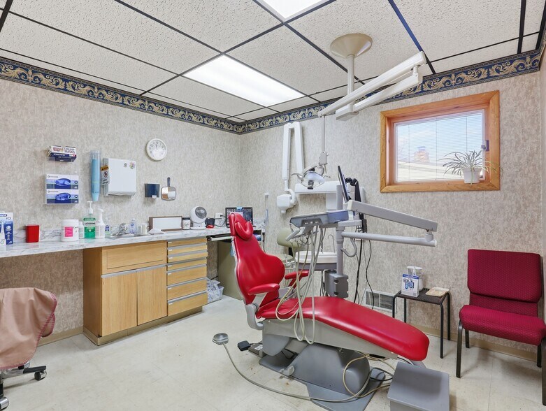 More Photos Of 408 N Keystone Ave, Sayre Healthcare For Sale