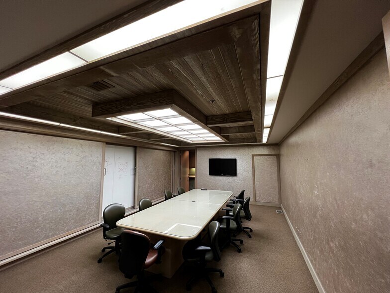 More Photos Of 40004 Cook St, Palm Desert Medical For Lease