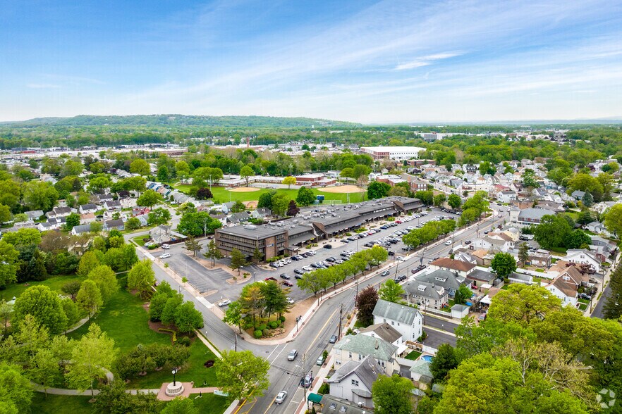 More Photos Of 1003-1031 McBride Ave, Woodland Park Medical For Lease