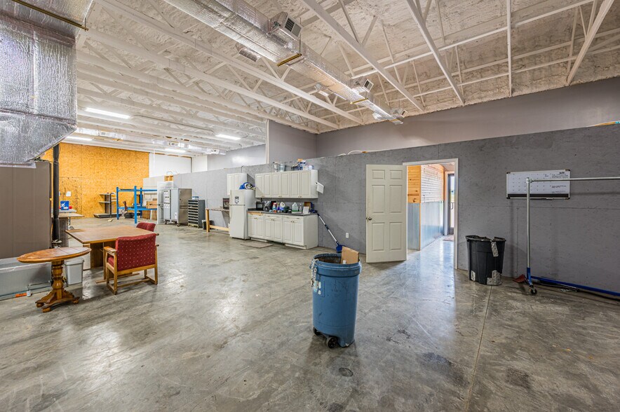 More Photos Of 16108 Bowling Green Rd, Rockfield Industrial For Sale