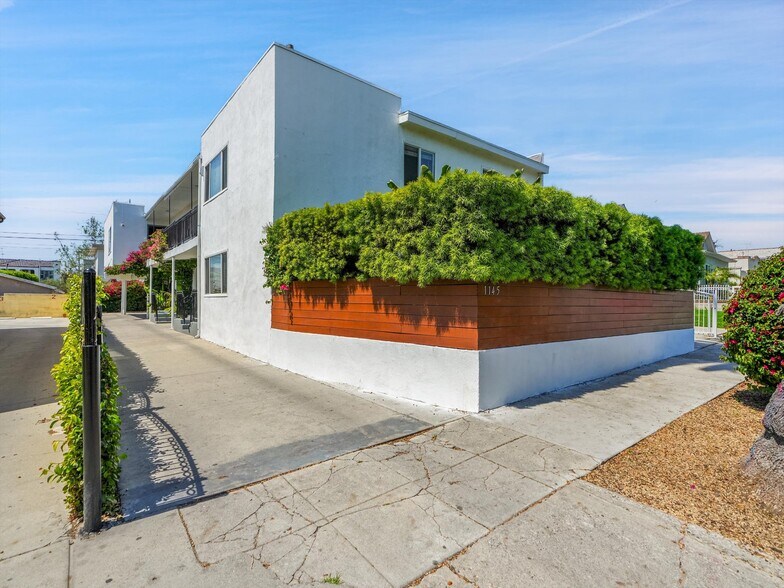 More Photos Of 1145 N Hoover St, Los Angeles Multifamily For Sale