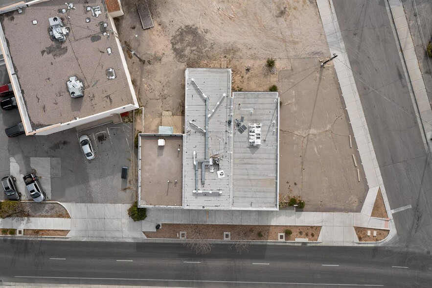 More Photos Of 4204-4206 Lead Ave SE, Albuquerque Office For Sale