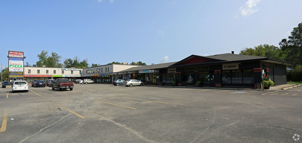 Primary Photo Of 213-225 The Queensway S, Georgina General Retail For Lease