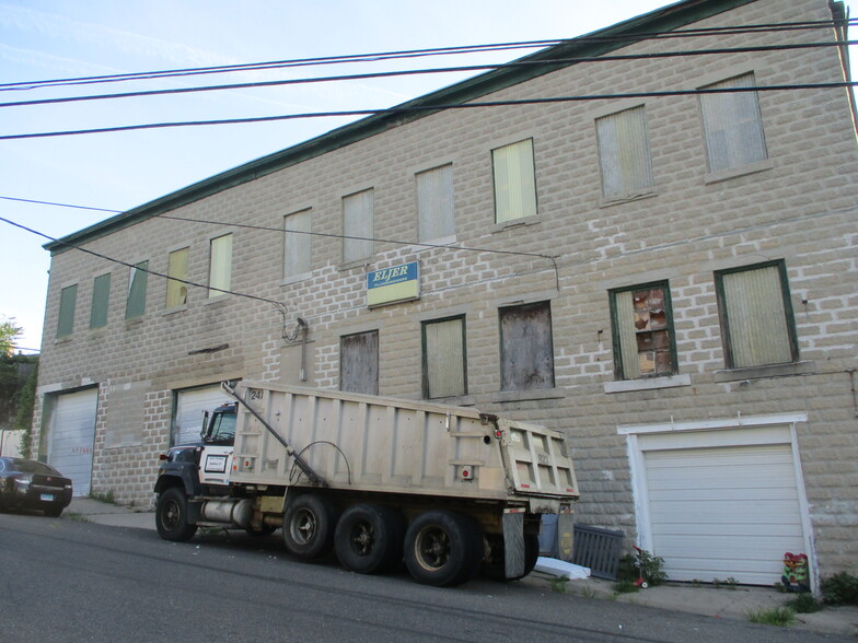 Primary Photo Of 368 Coleman St, Bridgeport Warehouse For Sale