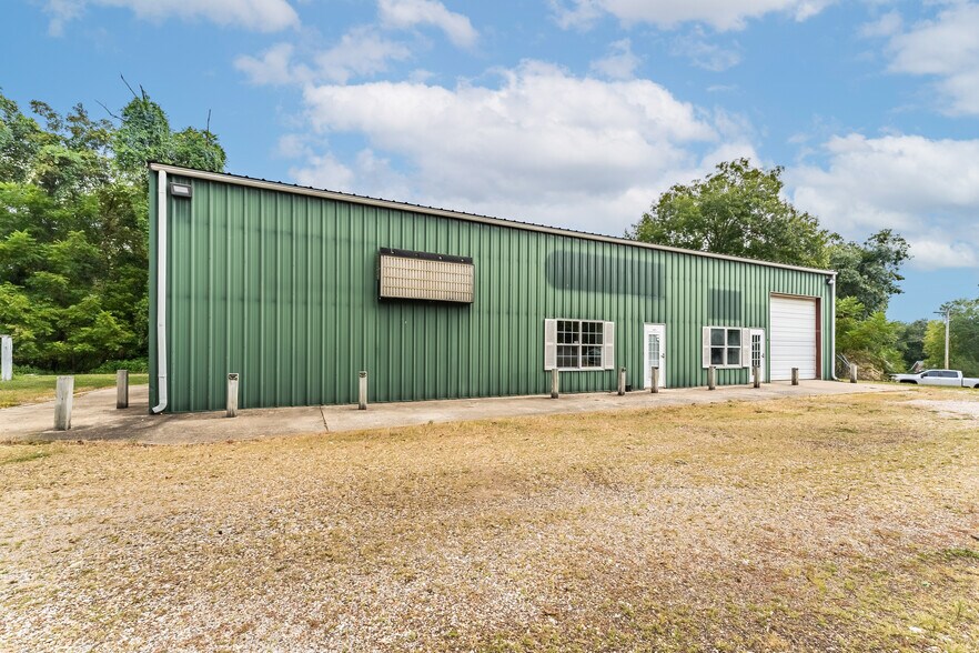 More Photos Of 160 Oldham Dr, Bella Vista Light Distribution For Sale