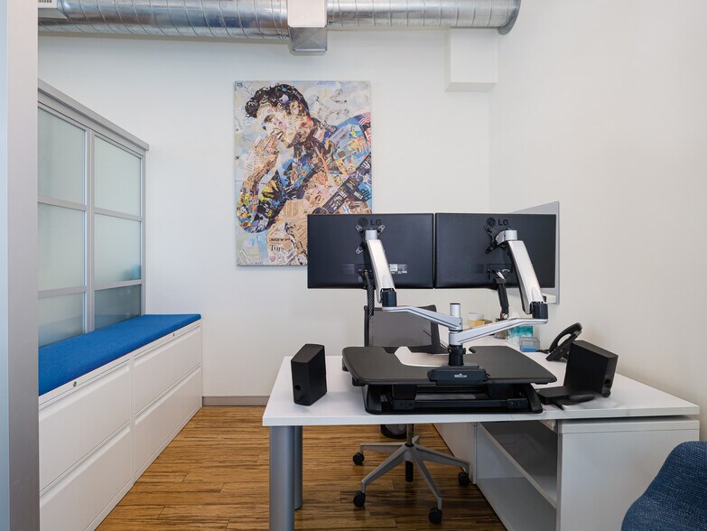 More Photos Of 215-237 California St, El Segundo Loft Creative Space For Lease
