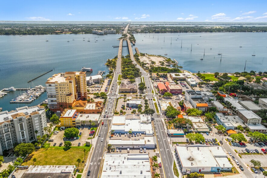 More Photos Of 105-113 Brevard Ave, Cocoa Storefront For Sale