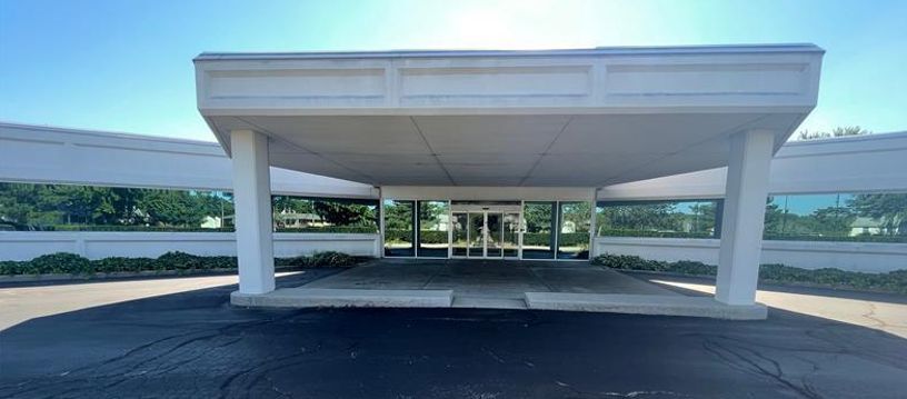 Primary Photo Of 2500 Niles Rd, Saint Joseph Medical For Sale