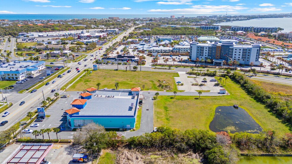 More Photos Of 8801 Astronaut Blvd, Cape Canaveral General Retail For Lease