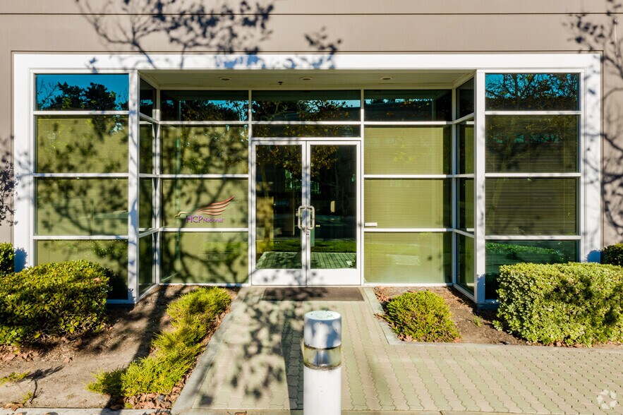 More Photos Of 16 Journey, Aliso Viejo Office For Sale