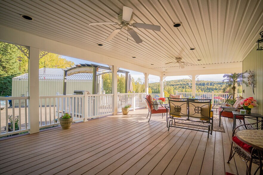 More Photos Of 455 Division St, Fairbanks Specialty For Sale