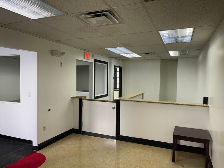 More Photos Of 13550 SW 88th St, Miami Medical For Lease