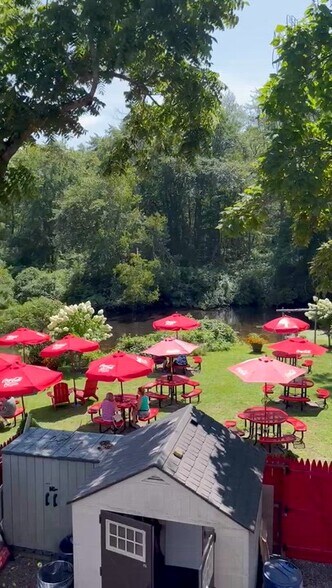 Primary Photo Of 1111 W Main St, Riverhead Restaurant For Sale
