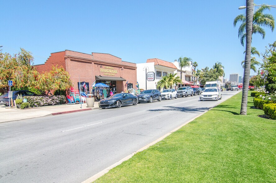 More Photos Of 132 Orange Ave, Coronado Storefront Retail Office For Sale