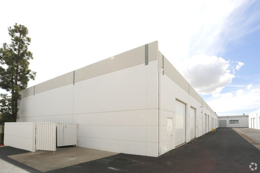 More Photos Of 25651 Atlantic Ocean Dr, Lake Forest Light Manufacturing For Lease
