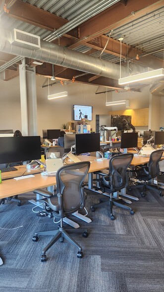 More Photos Of 19409-19419 Stevens Creek Blvd, Cupertino Freestanding For Lease