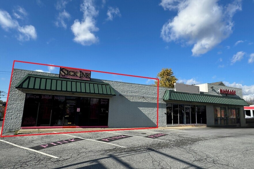 Primary Photo Of 2252-2254 Macarthur Rd, Whitehall Freestanding For Lease