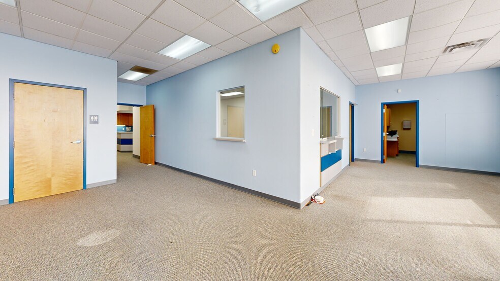 More Photos Of 1624-1644 E State Road 44, Shelbyville Unknown For Lease