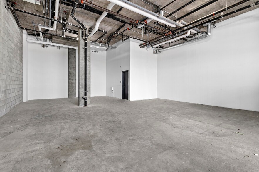 More Photos Of 1550 Lincoln Blvd, Santa Monica Apartments For Lease