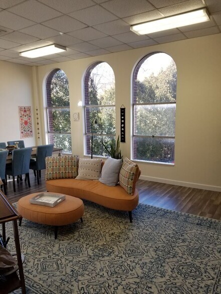 More Photos Of 66 Broad St, Stamford Office For Lease