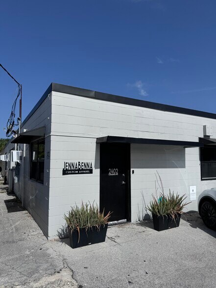 More Photos Of 2402 Coolidge Ave, Orlando Warehouse For Lease