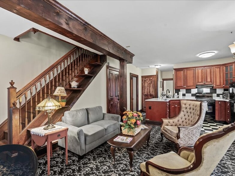 More Photos Of 1919 W Point Pike, Lansdale Freestanding For Sale