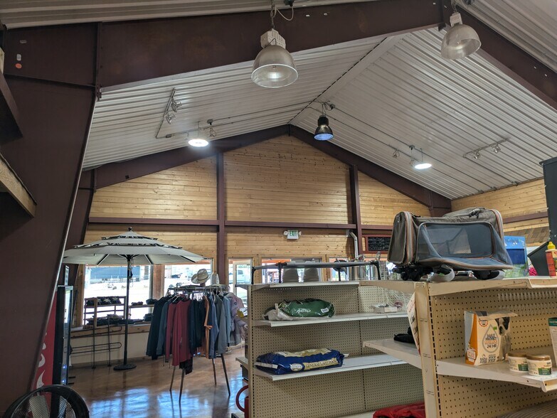 More Photos Of 2029 Hwy 95, Council Storefront For Sale