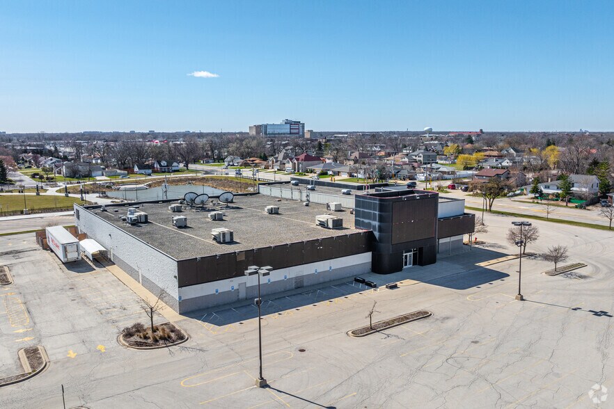 More Photos Of 239 Golf Rd, Niles Unknown For Lease