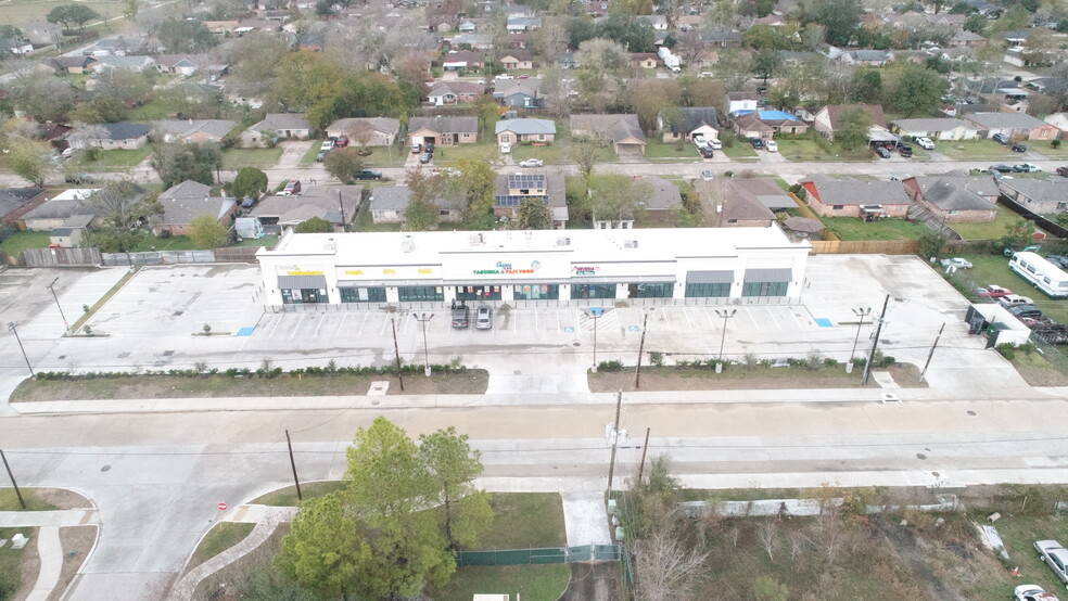 Primary Photo Of 3930 Anderson Rd, Houston Storefront For Lease