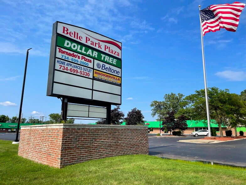 More Photos Of 781-885 Sumpter Rd, Belleville Unknown For Lease