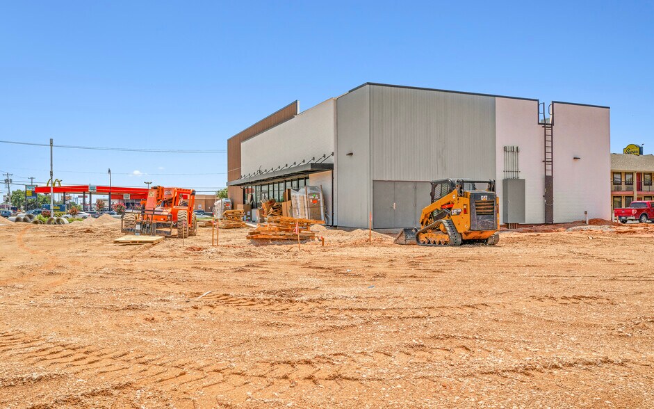More Photos Of 4500 W Reno Ave, Oklahoma City Convenience Store For Sale