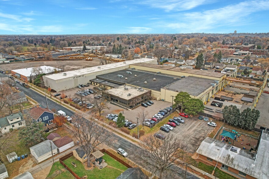 Primary Photo Of 118 W 60th St, Minneapolis Manufacturing For Sale