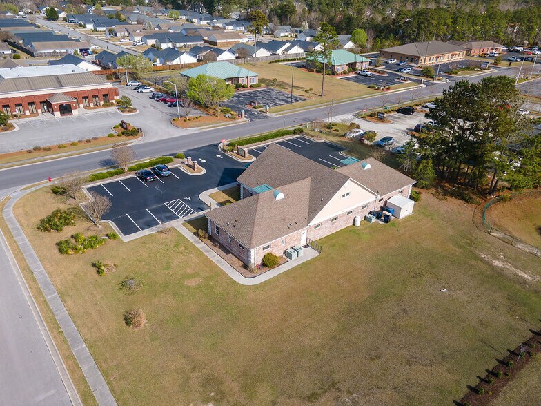 More Photos Of 43 Office Park Dr, Jacksonville Medical For Lease