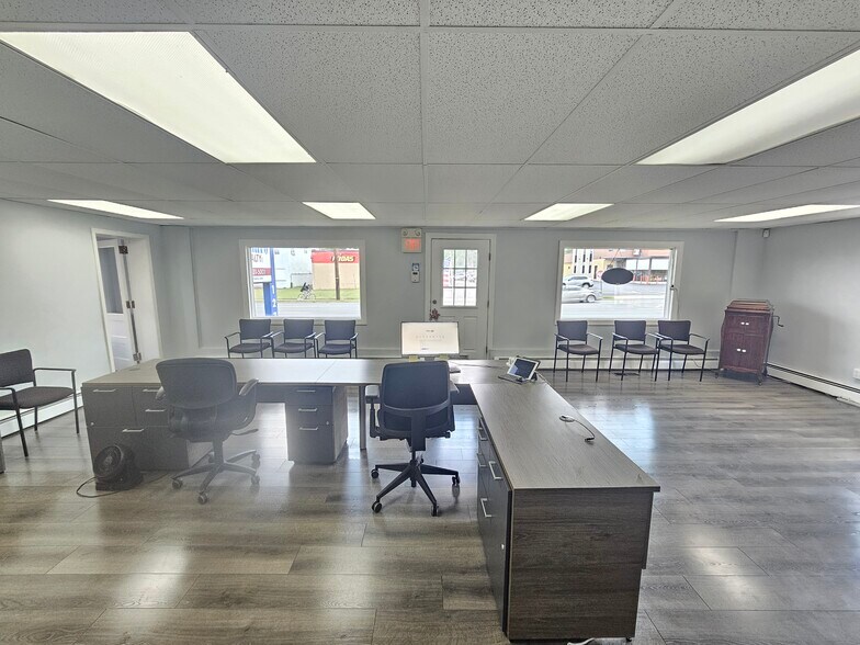 More Photos Of 127 N Black Horse Pike, Mount Ephraim Office Residential For Sale