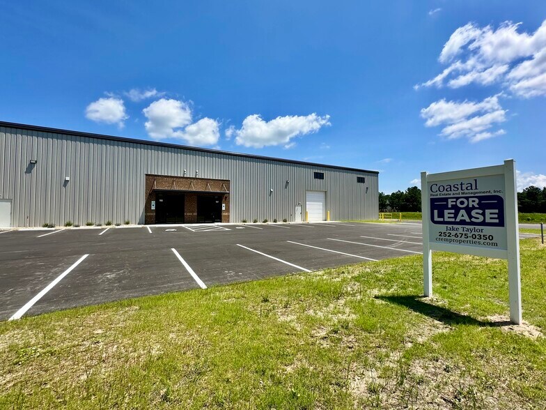 More Photos Of 155 Innovation Way, New Bern Warehouse For Lease