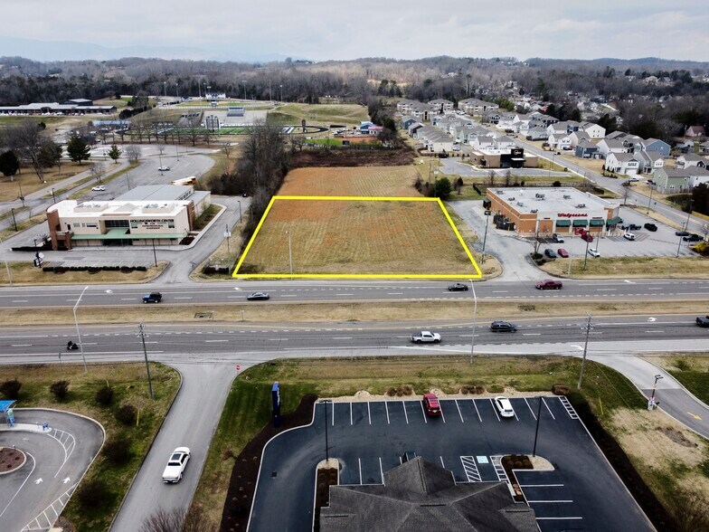 More Photos Of 2141 N Charles G Seivers Blvd, Clinton Land For Lease