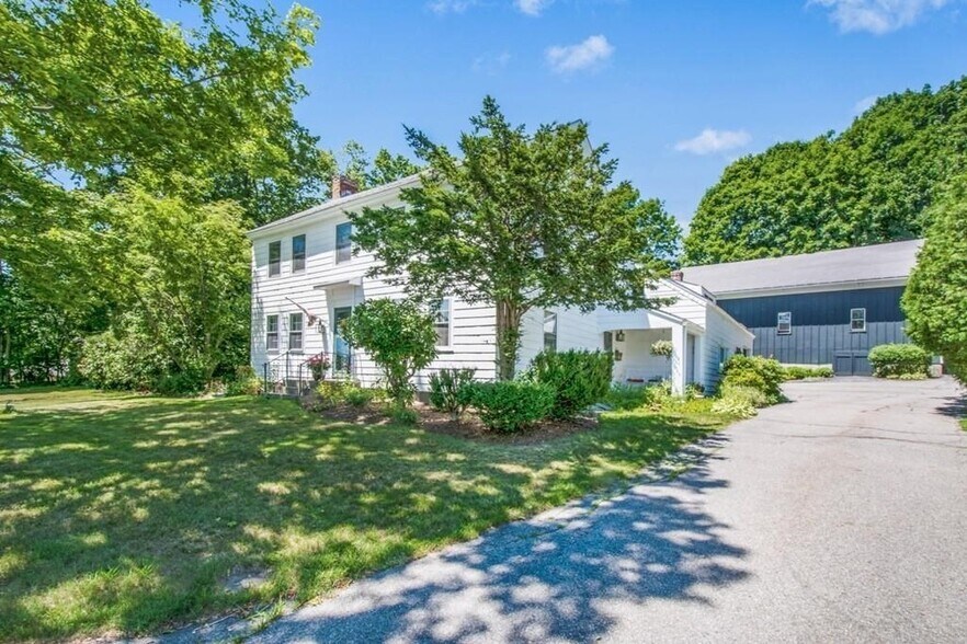 More Photos Of 18 Sargent St, Cherry Valley Flex For Sale