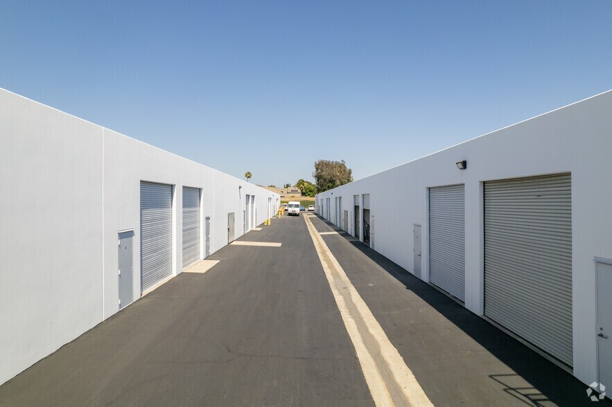 More Photos Of 3960 Prospect Ave, Yorba Linda Light Manufacturing For Lease