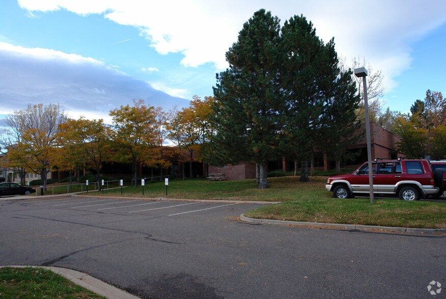 More Photos Of 10579 Bradford Rd, Littleton Medical For Lease