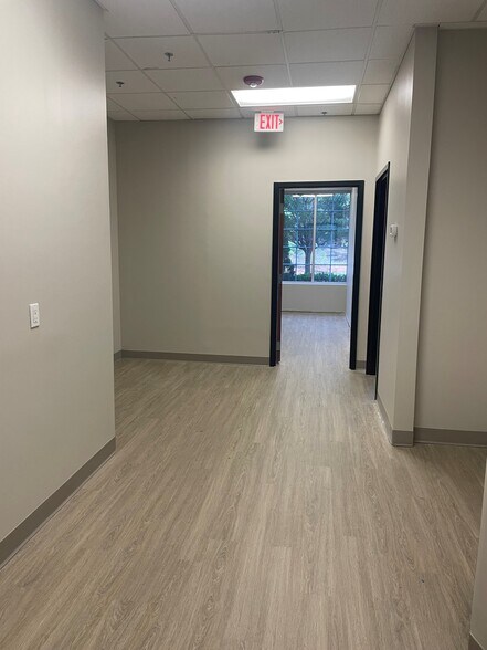 More Photos Of 19720 Jetton Rd, Cornelius Office For Lease