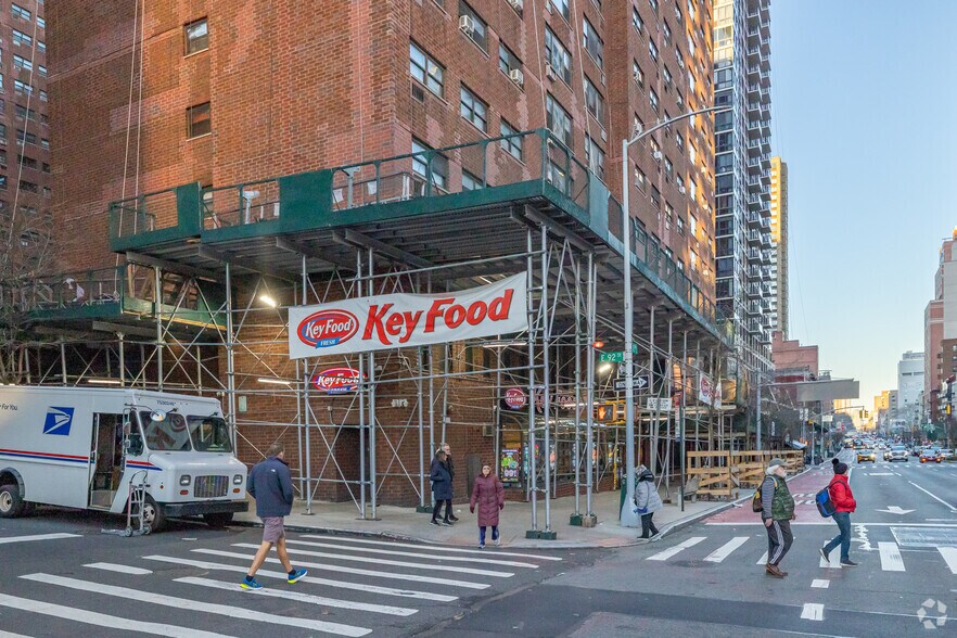 More Photos Of 1749-1763 Second Ave, New York Apartments For Lease