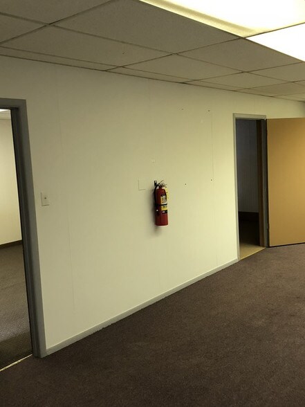 More Photos Of 1250-1254 W 127th St, Calumet Park Storefront Retail Office For Sale