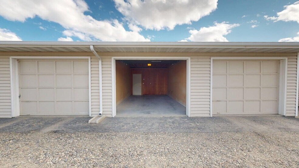 More Photos Of 1439-1447 Flathead St, Billings Apartments For Sale