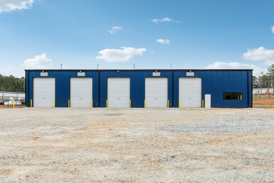 More Photos Of 6520 Marbut Rd rd, Lithonia Industrial For Lease