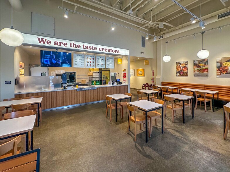 More Photos Of 110 S Fairfax Ave, Los Angeles Office For Lease