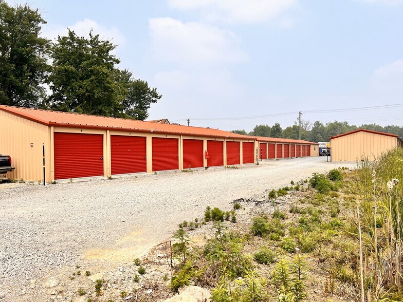 More Photos Of 2239 OH-125, Amelia Self Storage For Sale